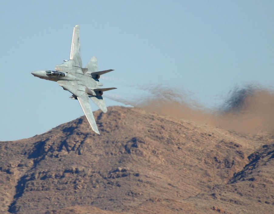 F14BankingAgainstMountains.jpg